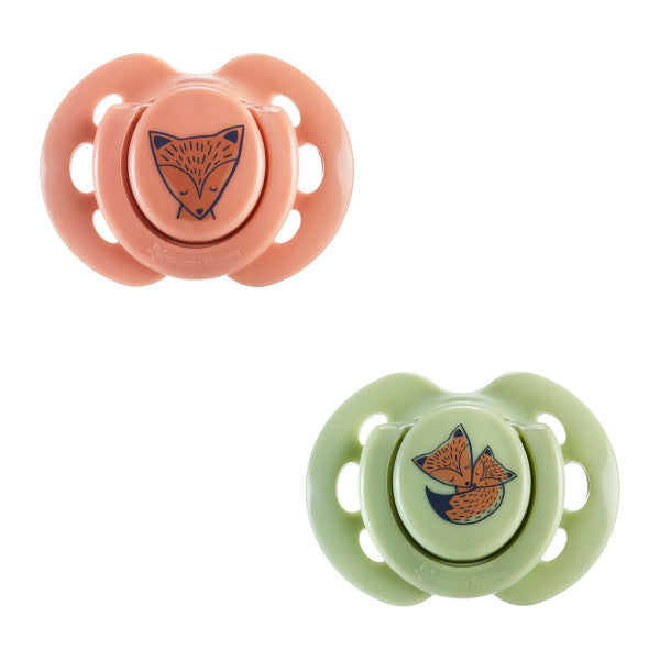 2 Style Soothers 0-6M