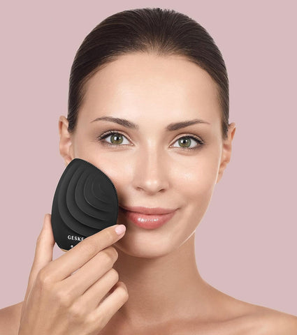 Geske Sonic 5-in-1 Facial Cleansing and Massager Brush