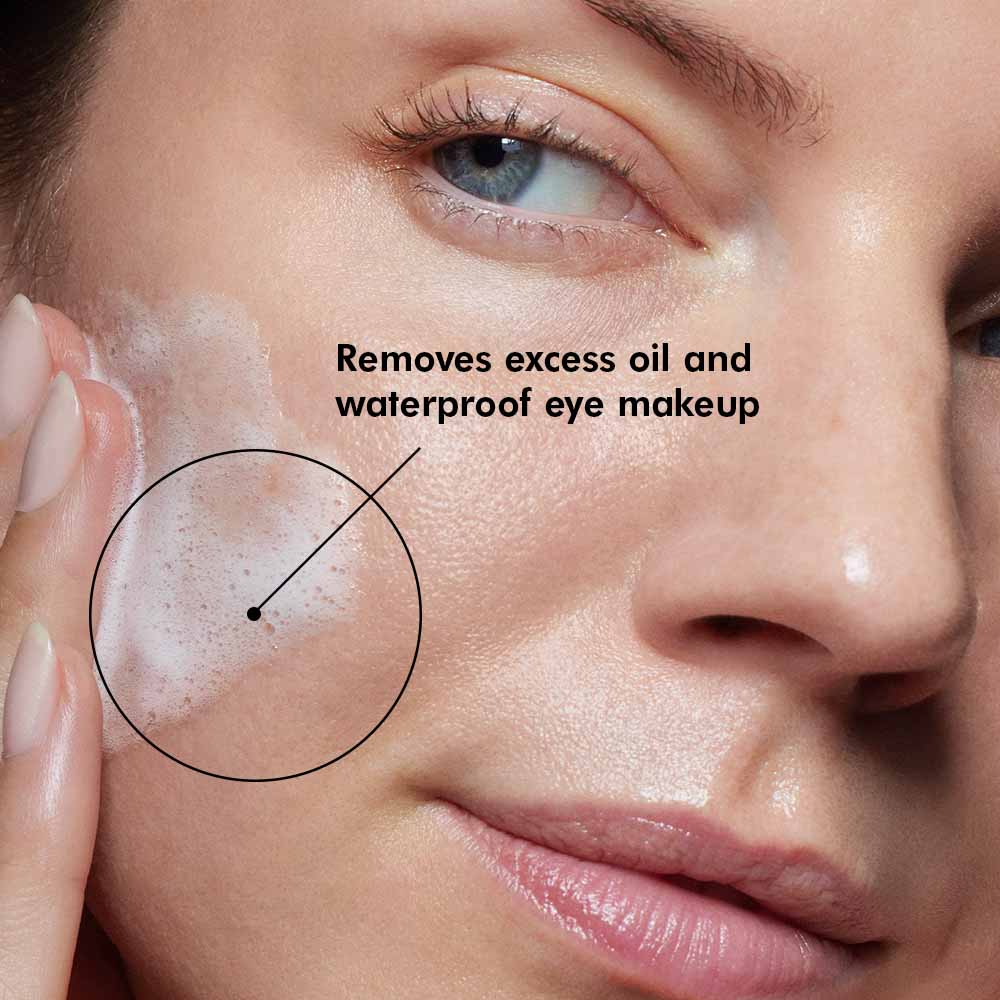 SkinCeuticals Simply Clean Gel Cleanser for All Skin Types 195ml