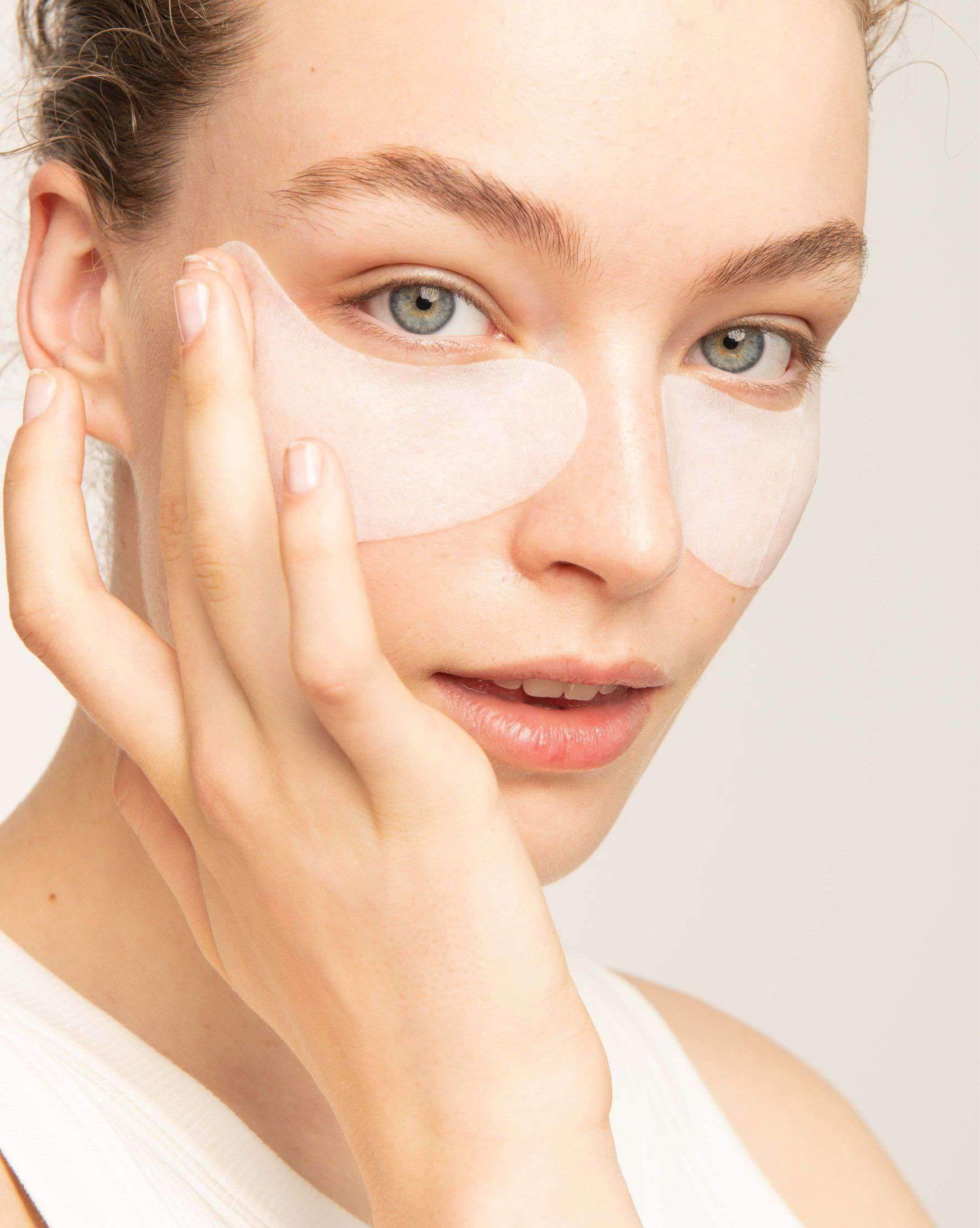 Hydra Bomb Eye Tissue Mask Orange Eye Mask Garnier