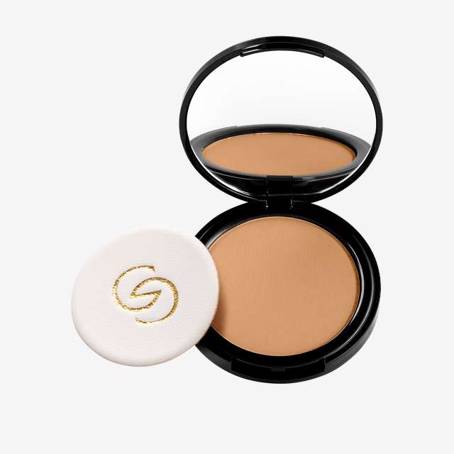Giordani Gold Pressed Powder