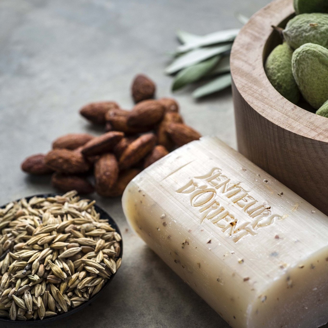 saydaliati_SENTEURS D'ORIENT_Almond Exfoliant Rough-Cut Bar Soap_Bath Soaps