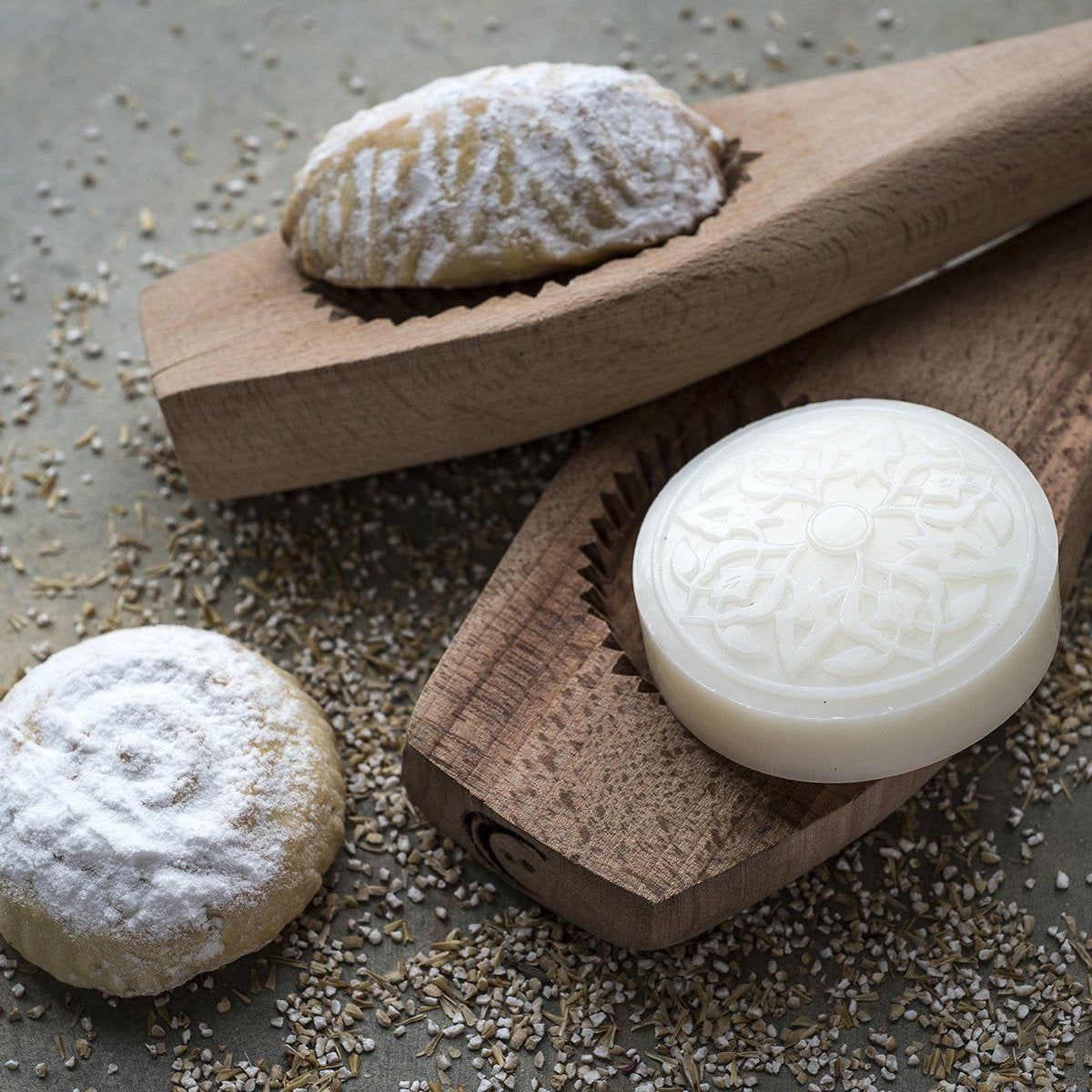 saydaliati_SENTEURS D'ORIENT_Cedar of Lebanon Ma'amoul Soap_Ma'amoul Soaps