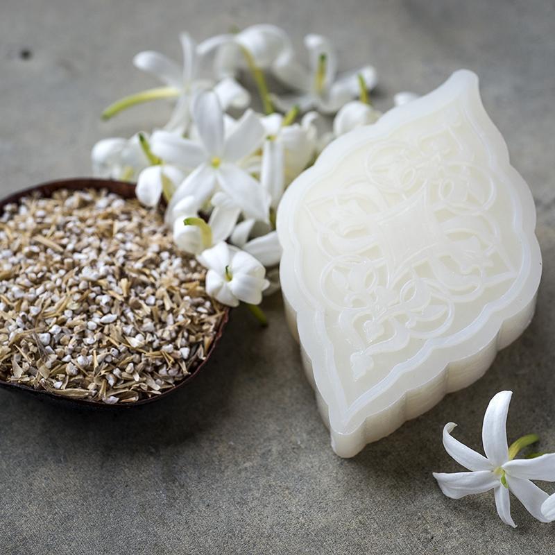 saydaliati_SENTEURS D'ORIENT_Jasmine of Arabia Ma'amoul Soap_Ma'amoul Soaps