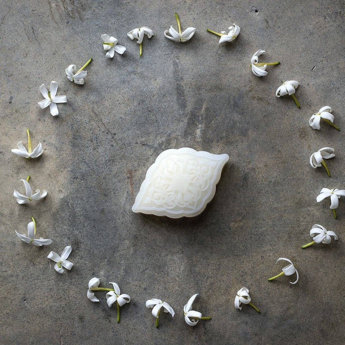 saydaliati_SENTEURS D'ORIENT_Jasmine of Arabia Ma'amoul Soap_Ma'amoul Soaps