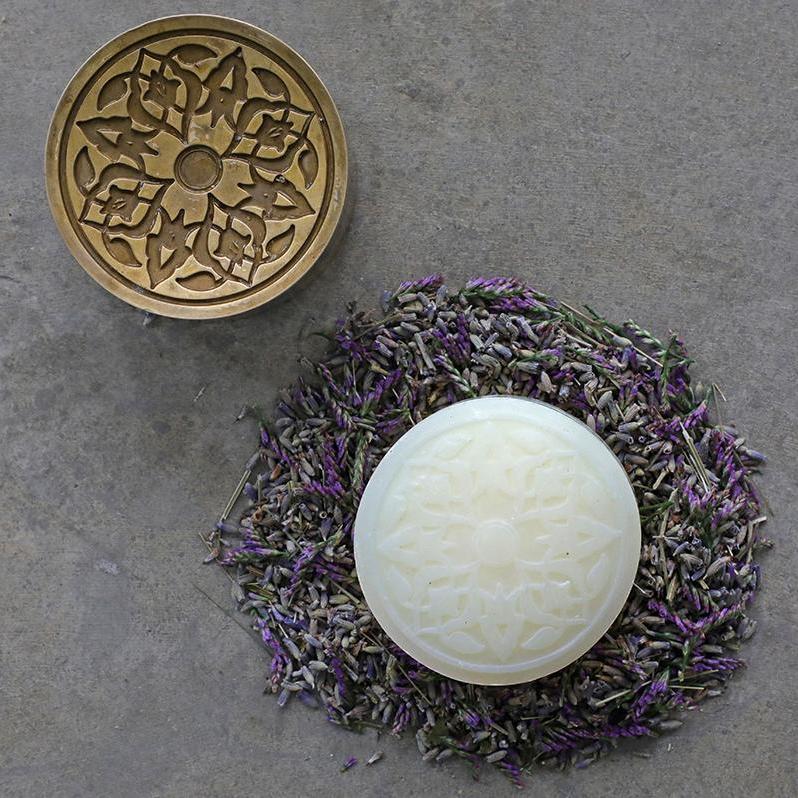 saydaliati_SENTEURS D'ORIENT_Lavender Ma'amoul Soap_Ma'amoul Soaps