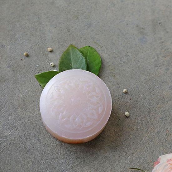 saydaliati_SENTEURS D'ORIENT_Oriental Gardenia Mini Ma'amoul Soap_Mini Ma'amoul Soaps